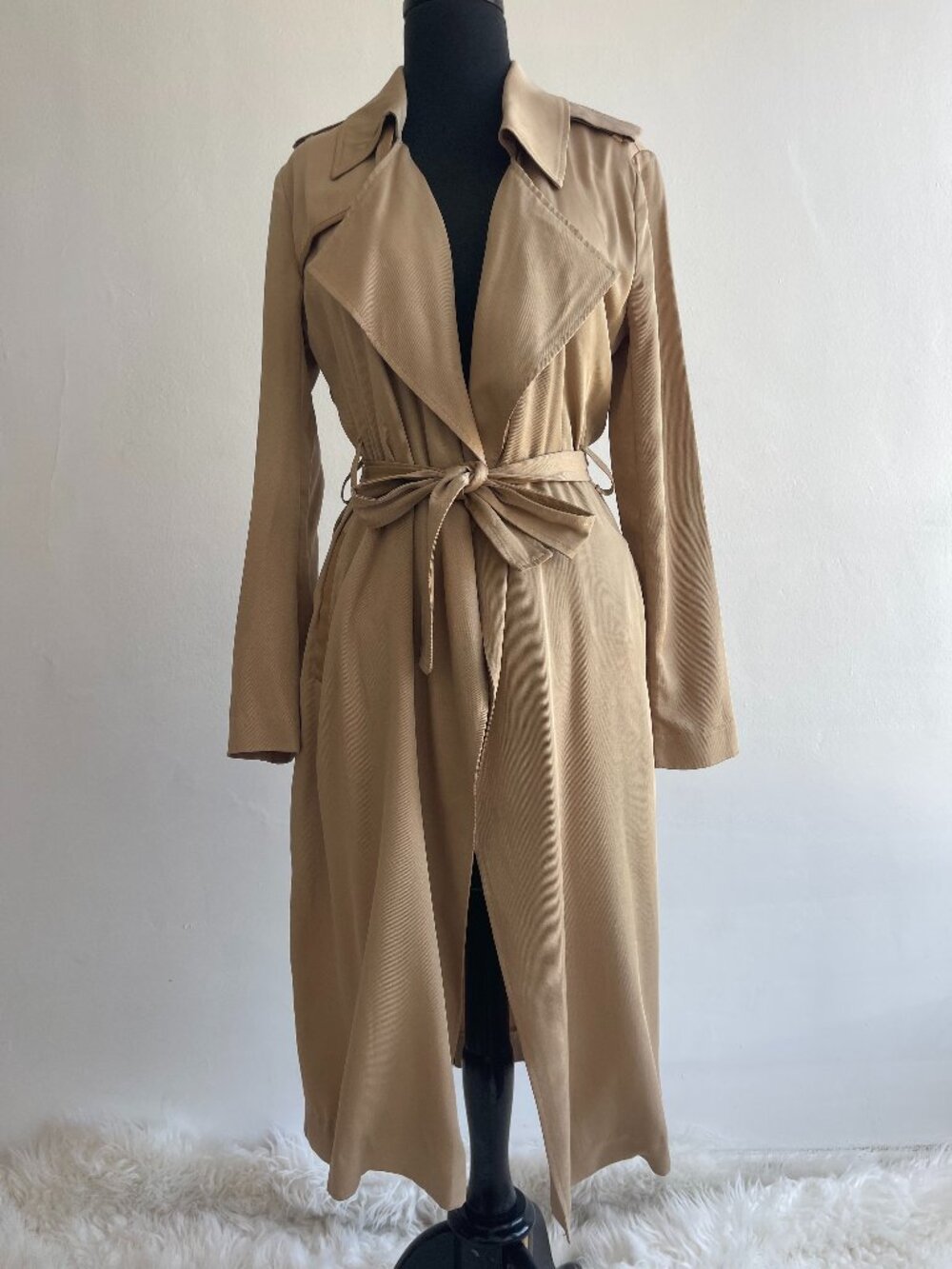 BADGLEY MISCHKA Beige Khaki Trench Coat